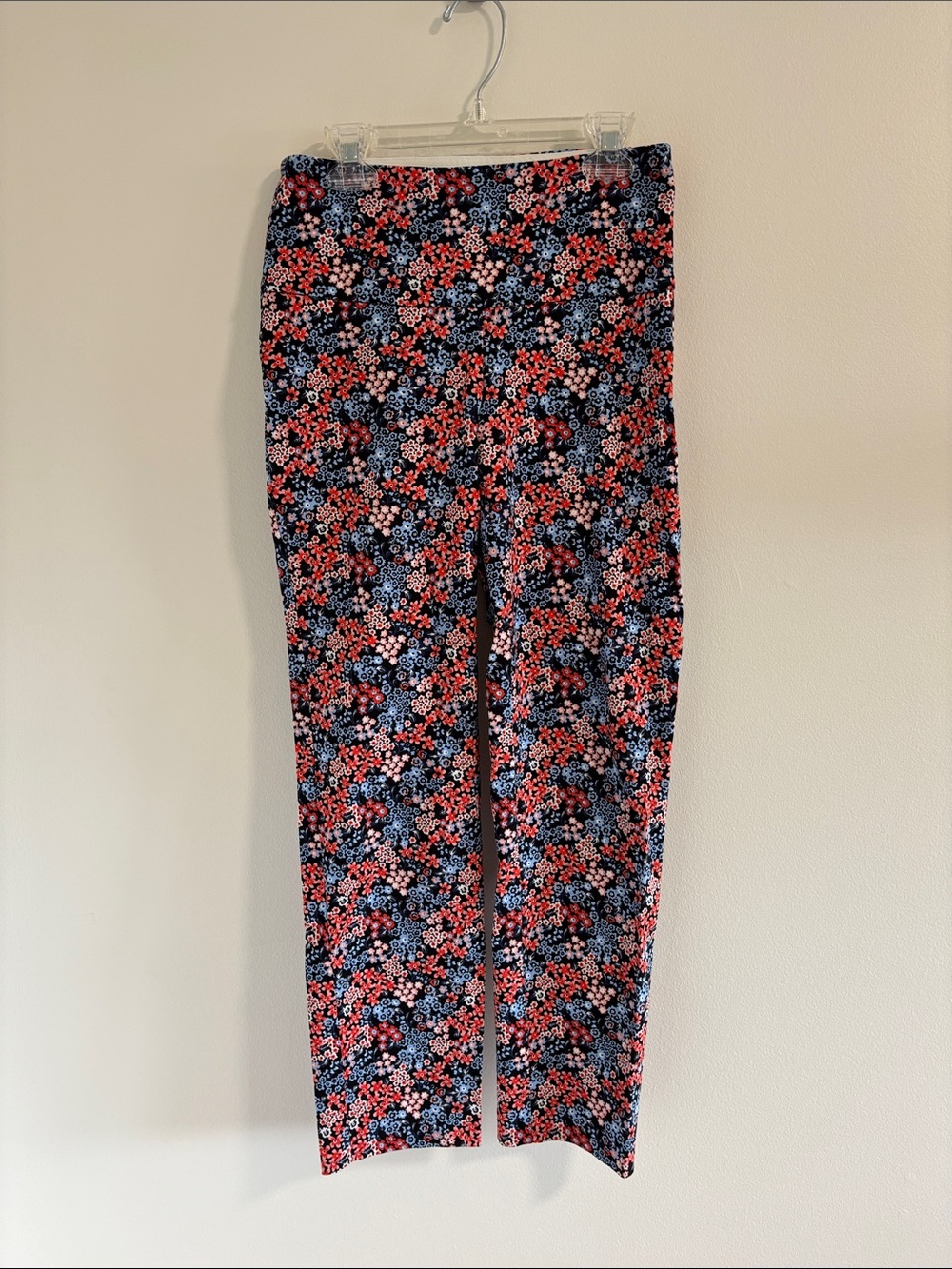 UP! Women’s Straight Leg Floral Pants Size 2